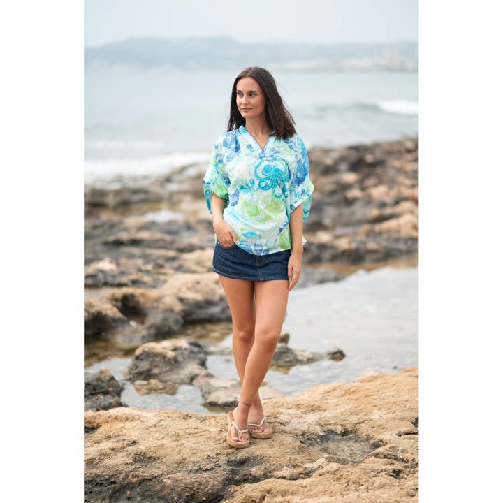 Isla Bonita By SIGRIS Poncho 38192 for wholesale by Isla Bonita By Sigris