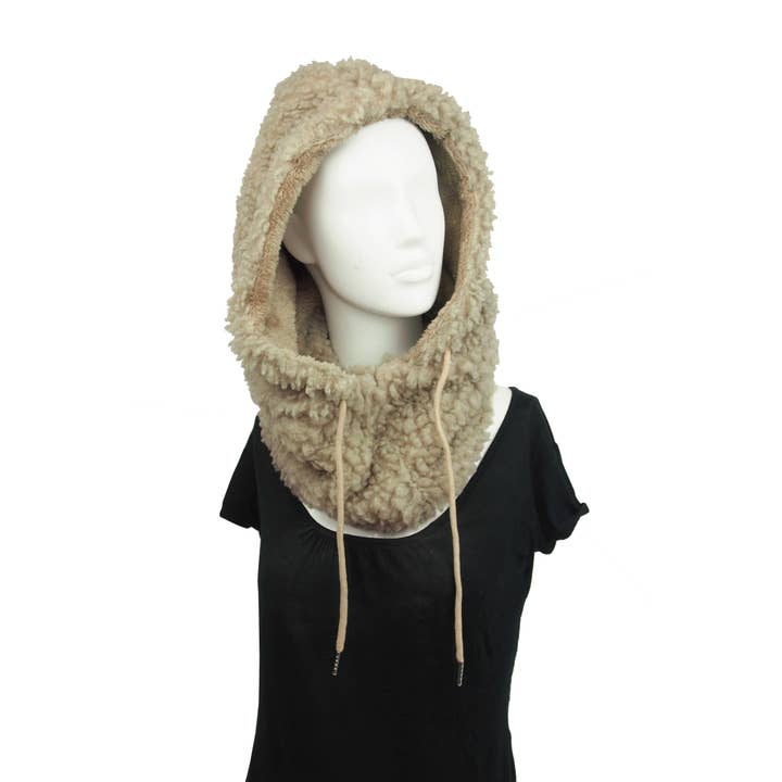 Hooded fleece balaclava YM0930 and other Purchase Wholesale moda plus size. Free Returns & Net 60 Terms on Faire trending on Faire.