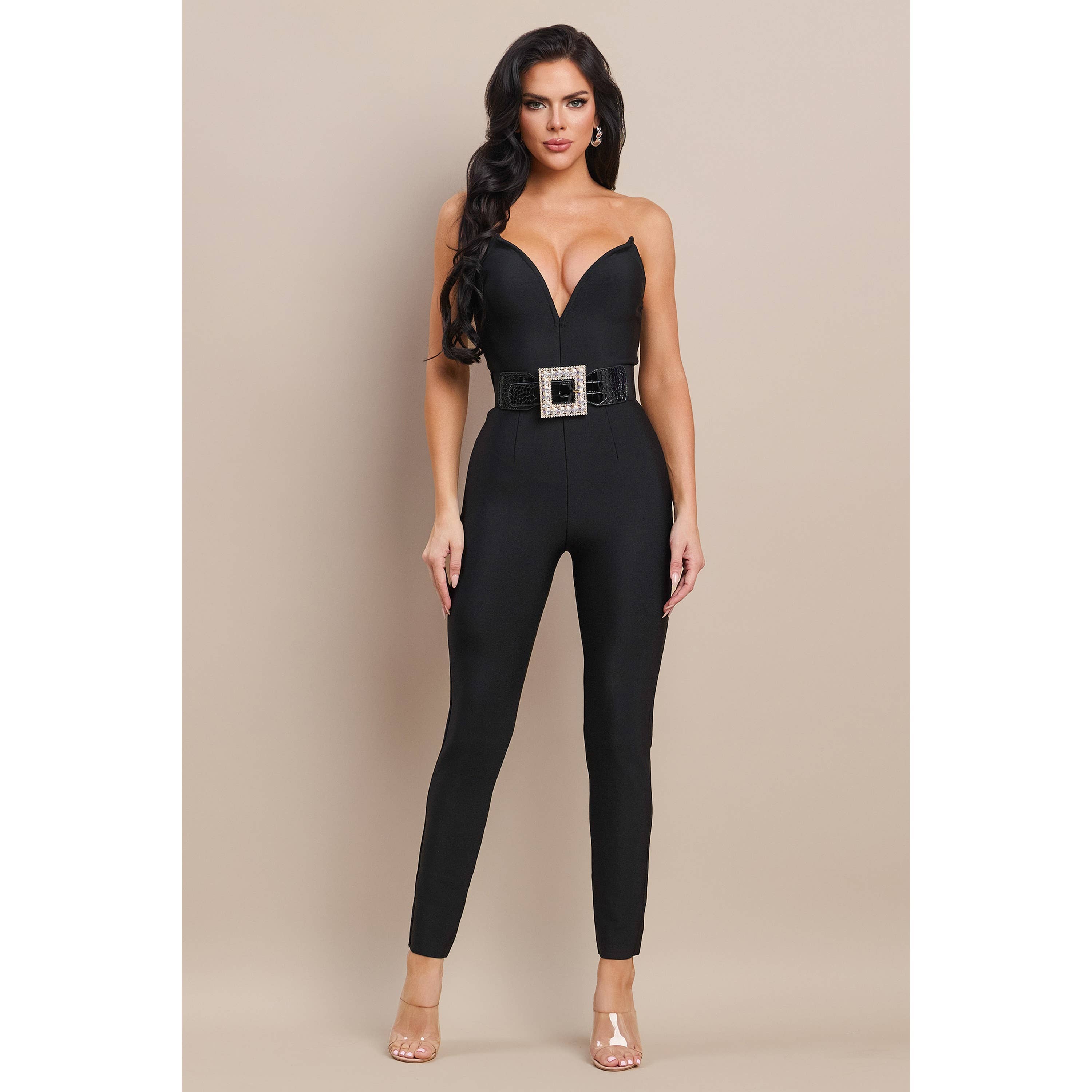 NOIR COMBINAISON À COL EN V PROFOND AVEC CEINTURE en vente sur Faire0