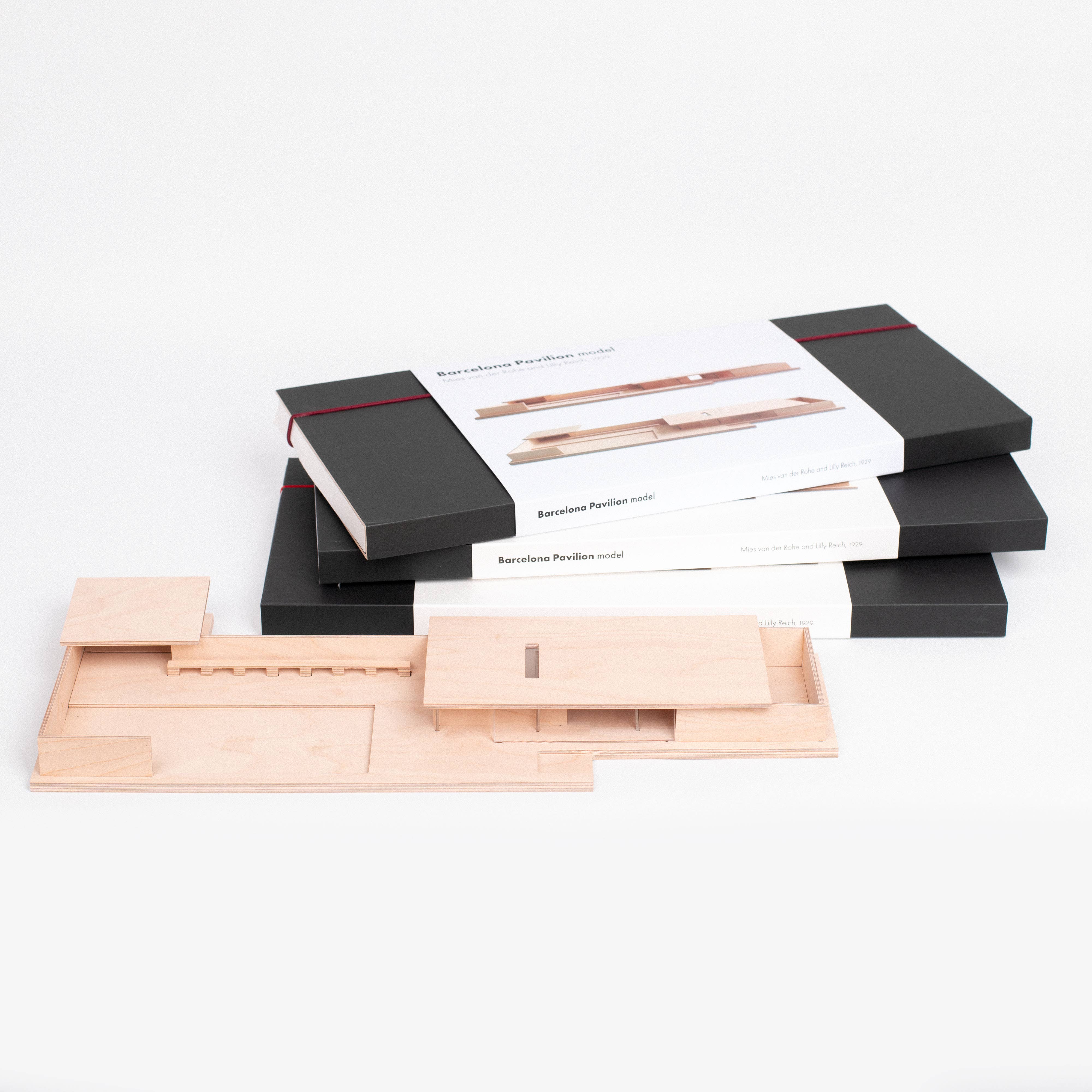 Beamalevich – wholesale DIY craft kit – Mies Pavilion Barcelona Maquette 1:1506