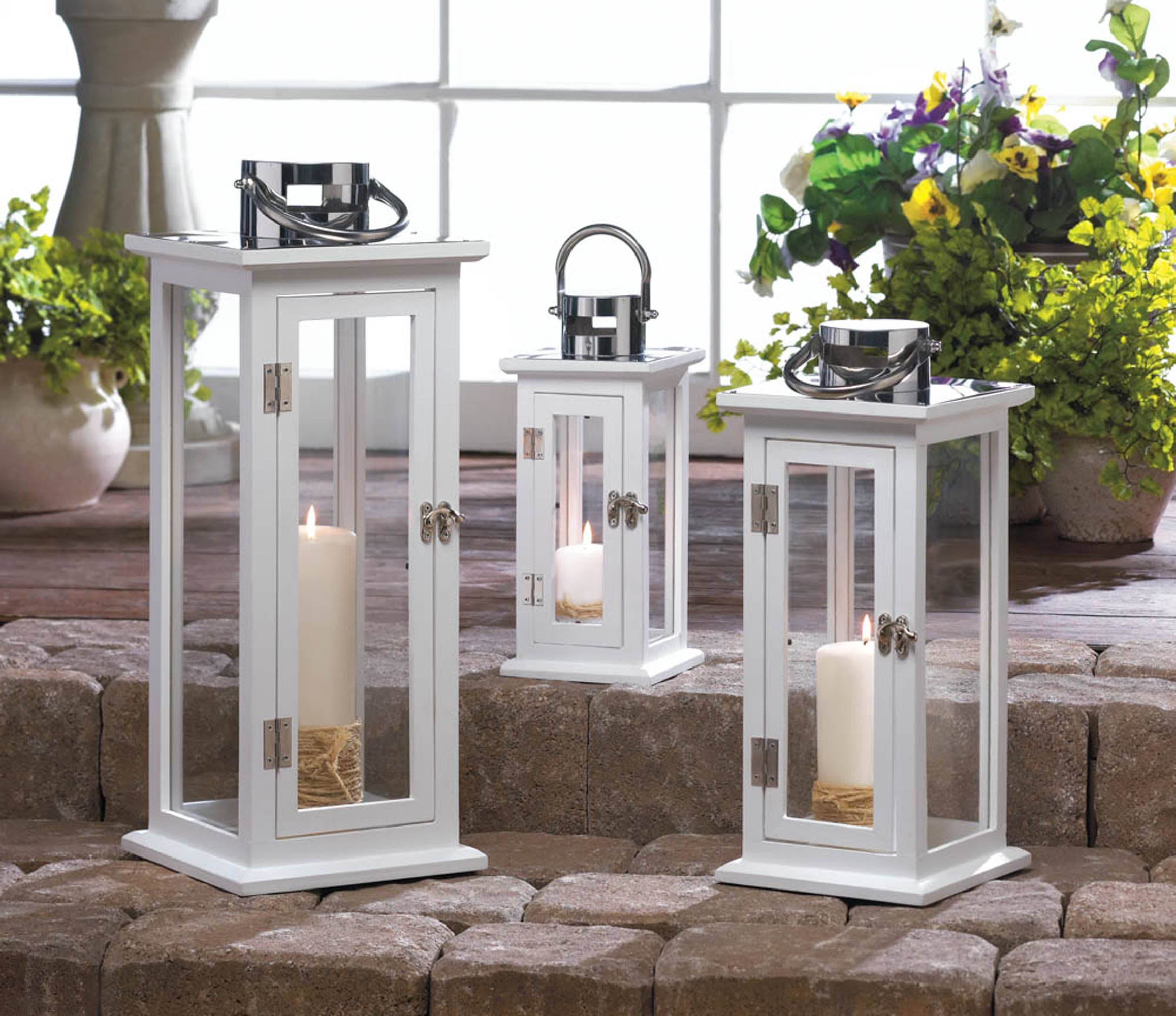 Zingz Home - Wholesale Lantern - Highland Large Candle Lantern1
