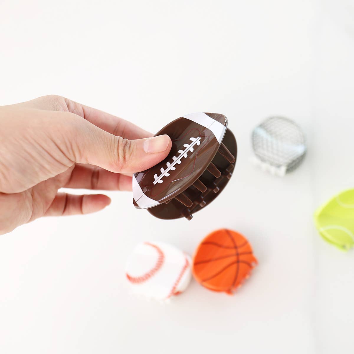 Loven x Mini Momo - Wholesale Hair Clip - Women's - Sports Hair Claw Clip - Cute Acetate Hair-Football3