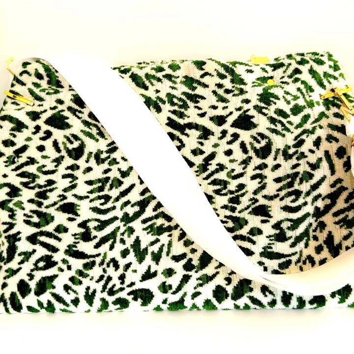 Soderena Designs - Wholesale Tote Bag - Women's - Soderena Original Leopard Tote2