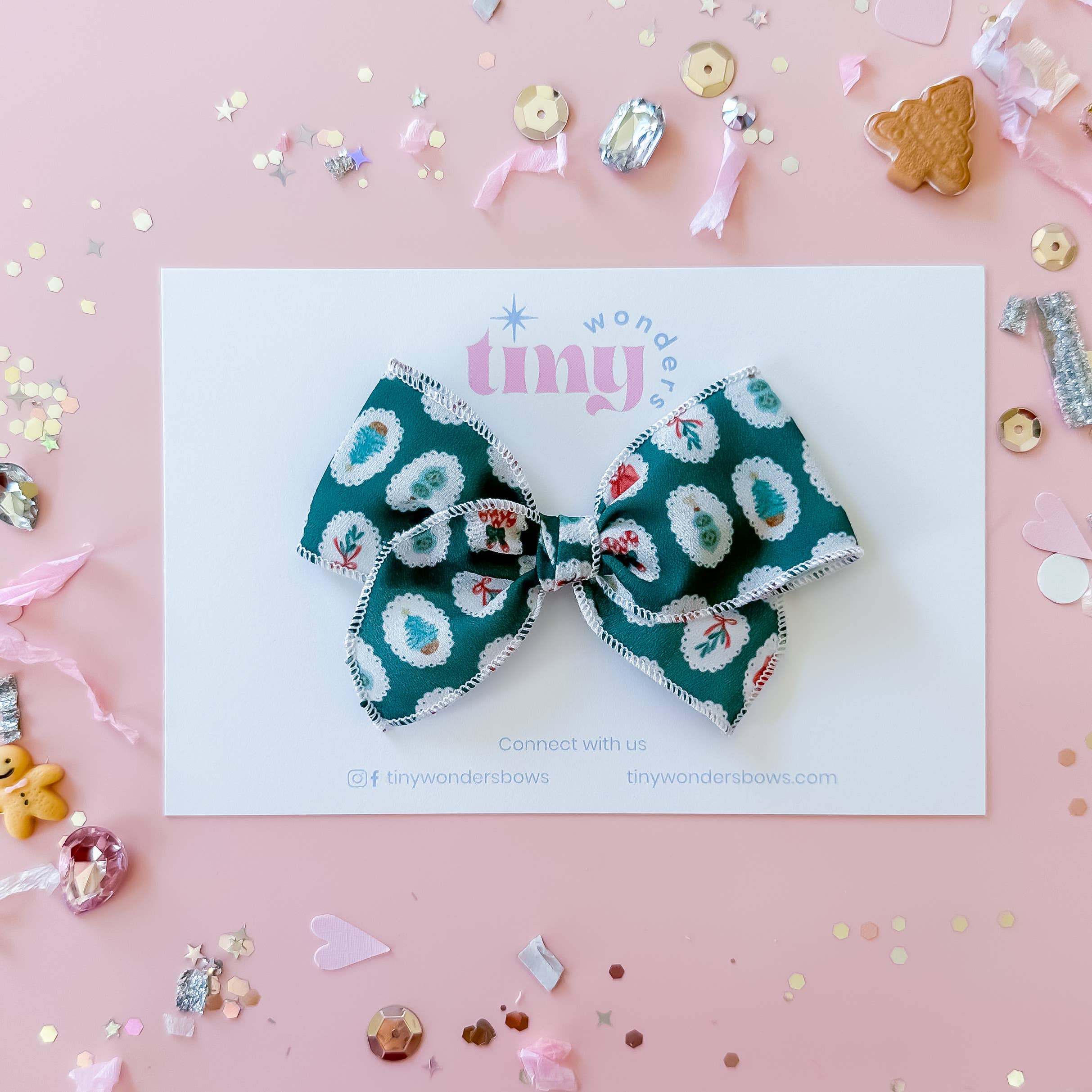 Tiny Wonders Bows - Wholesale Hair Bow - Kids - Green Cameo Christmas, crepe3