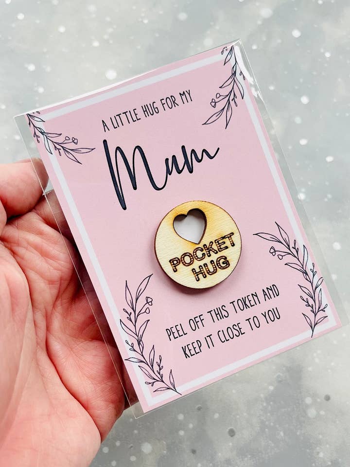 Wonderful Mum Pocket Hug Token and Birthday Gift for wholesale by The Gift Club