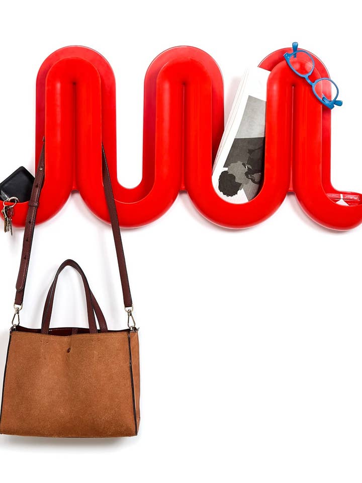 Swell™ Porte-manteau mural et vide-poches pour la vente par Heller