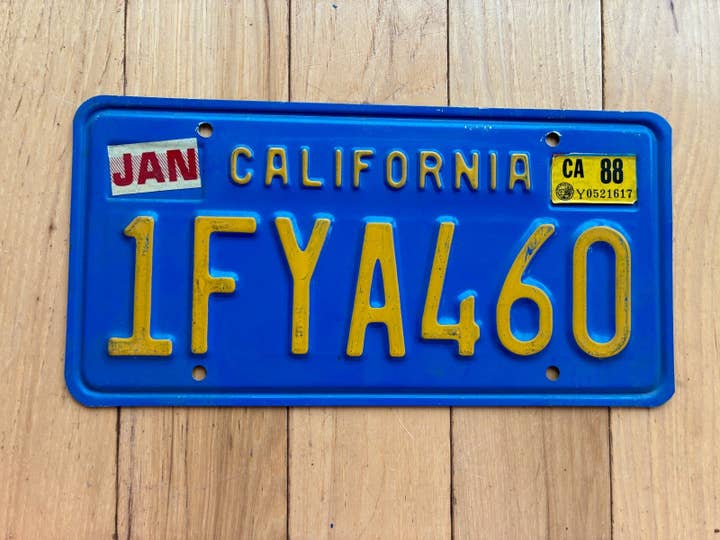 Plaque d'immatriculation de base de Californie 1970 - Onglet 1988 pour la vente par RusticPlates