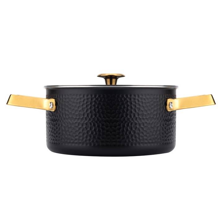 Vargen & Thor - Wholesale Cooking Pot - MANDUS 2 - 2.8L Matt black pot with brass details
3