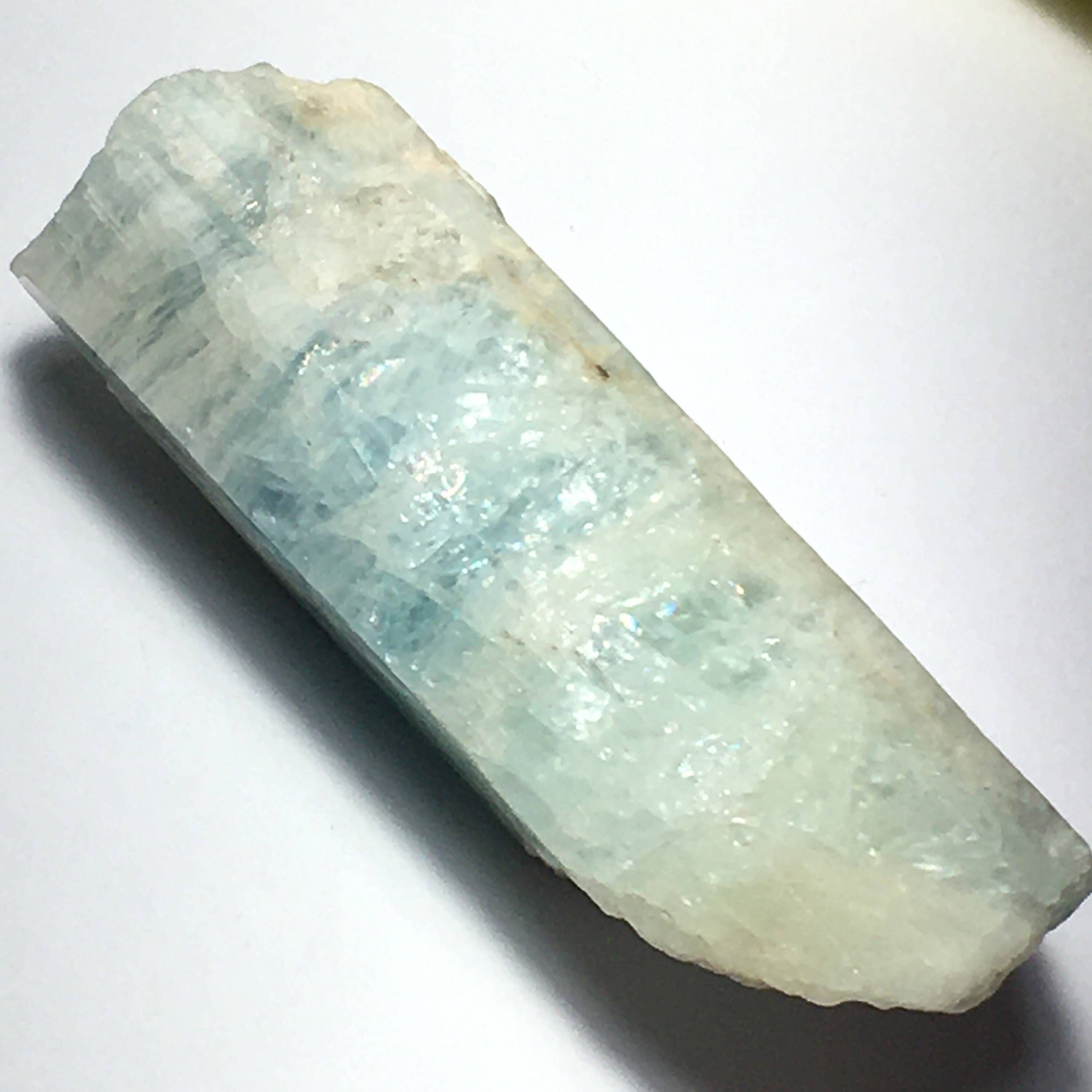 Wildheart Crystals - Vente Pierre et cristal de spiritualité - Gros cristal aigue-marine6