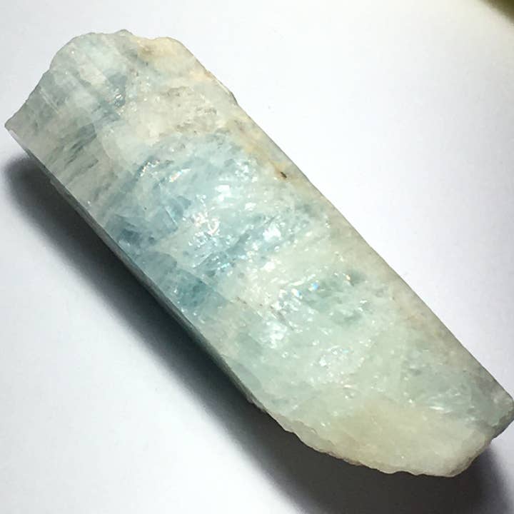 Wildheart Crystals - Vente Pierre et cristal de spiritualité - Gros cristal aigue-marine6