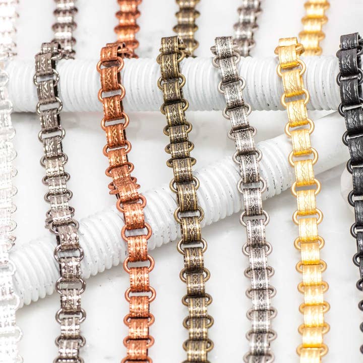 Chaîne de livre vintage de 8,5 mm vendue au pied - CH 840 pour la vente par Continental Beads