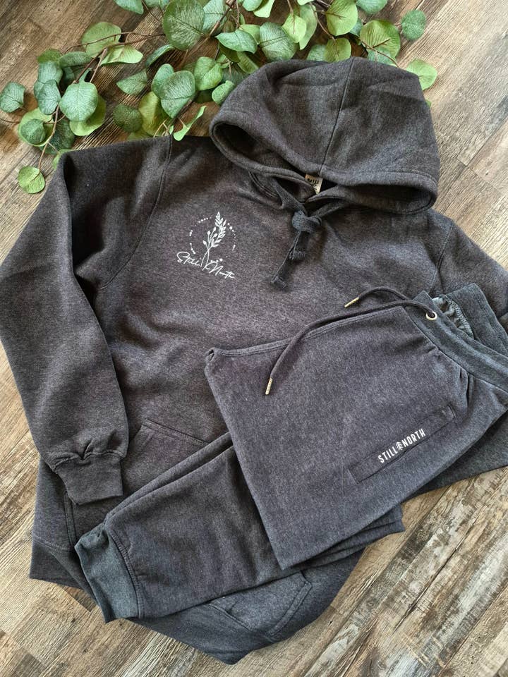 ENSEMBLE JOGGER BLOOM pour la vente par Still North Design Co