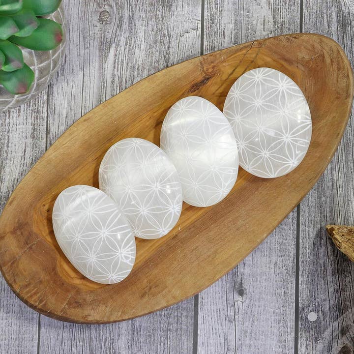 Natures Artifacts Inc – wholesale Spiritual stone/crystal – Selenite Engraved Palm Stone with Flower of Life7