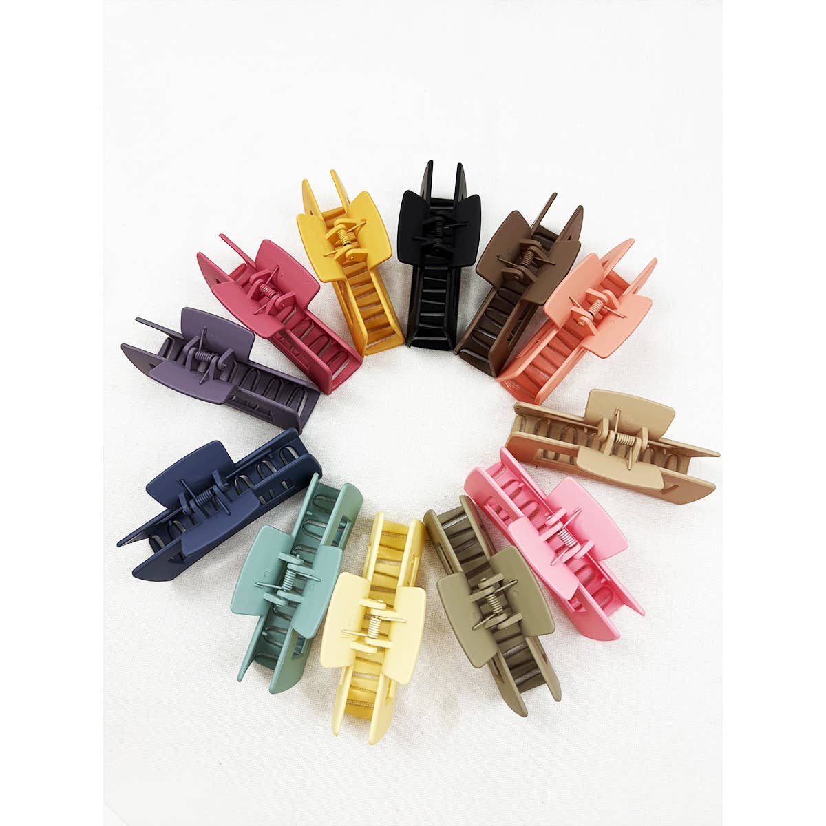 MIX COLOR Large Cut Out Rectangle Hair Claw for wholesale on Faire5