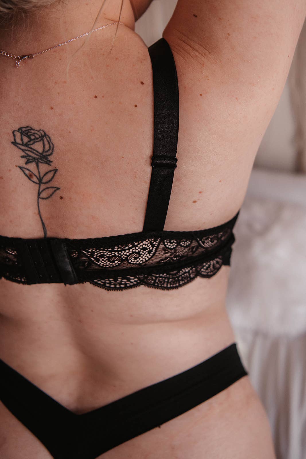 Layered With Lace - Vente Brassière – femme - Bralette en dentelle festonnée noire5
