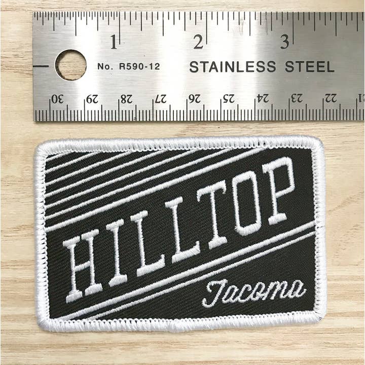 Toppa termoadesiva Hilltop Tacoma per la vendita all'ingrosso da parte di Sweetpea and Boy