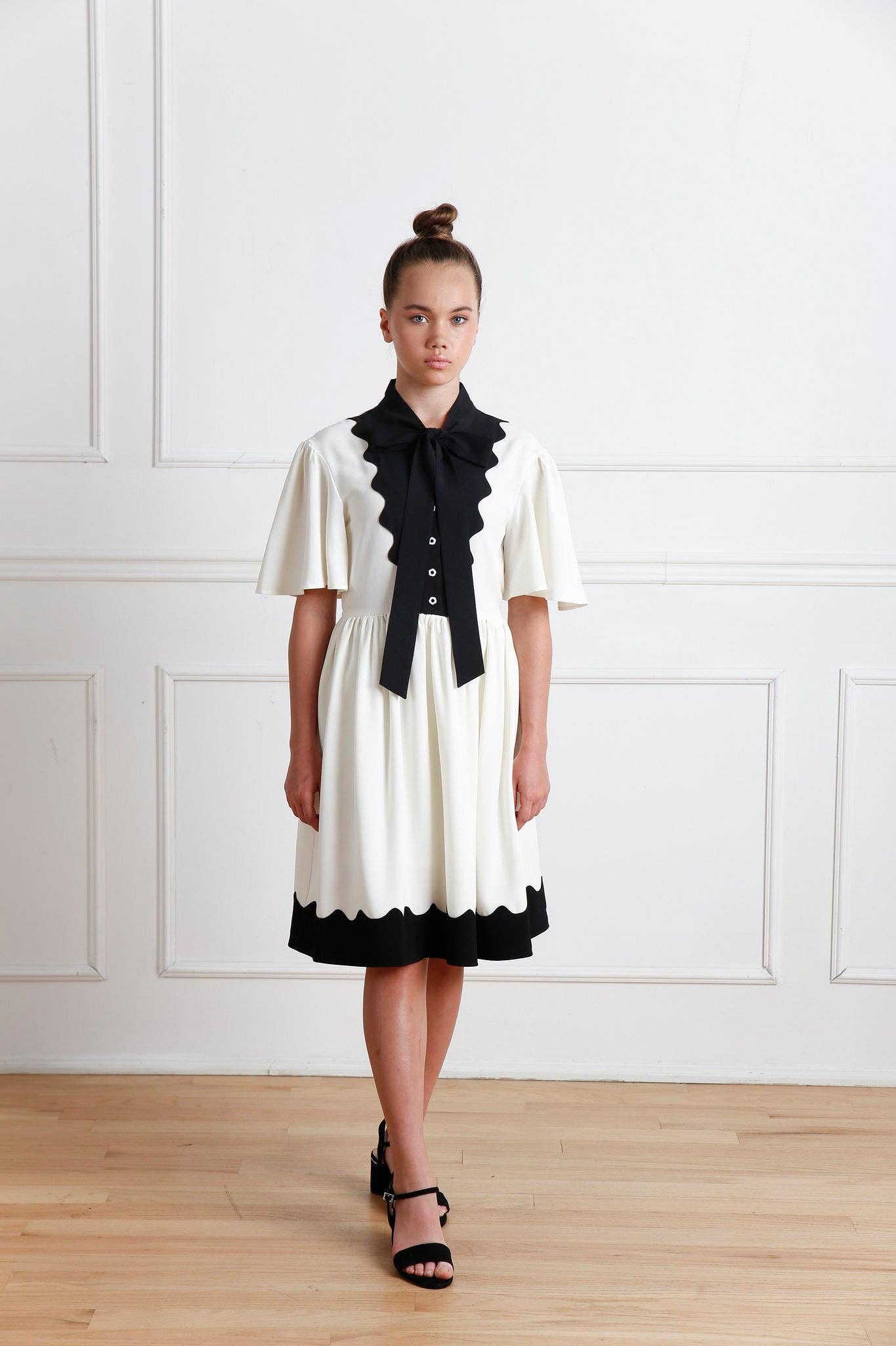 Aisabobo - Wholesale Dress - Kids - Eve dress (black)3