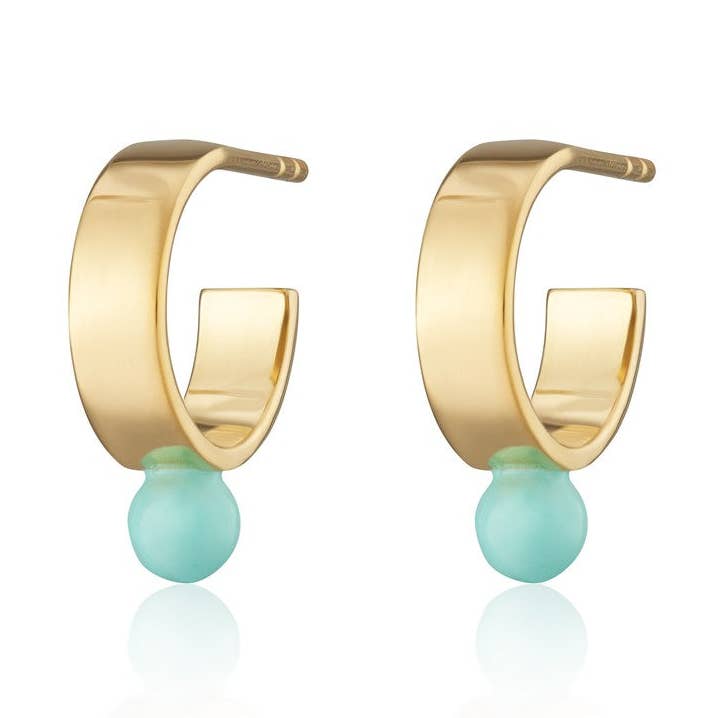 Brede Huggie-øreringe med Turkis Prik for engroshandel hos Scream Pretty - Recycled Sterling Silver Jewellery