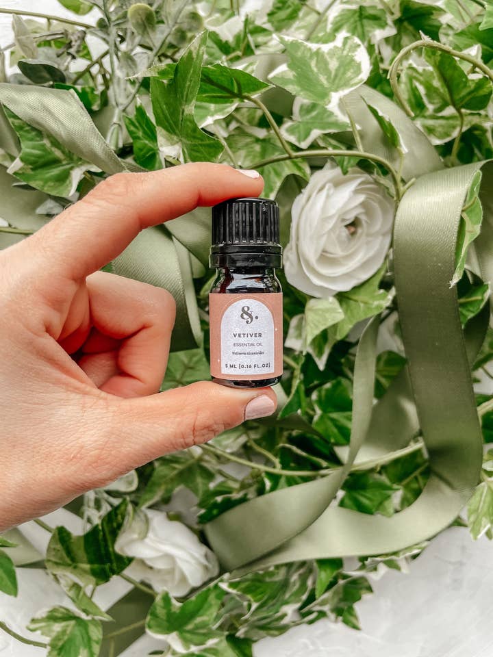 Vetiver for wholesale by Ampersand Candles + Oils