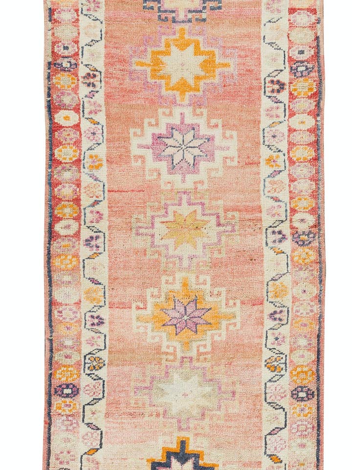 3x12,3 Ft traditionell handknuten turkisk halllöparmatta för wholesale av Rug Specialist LLC.