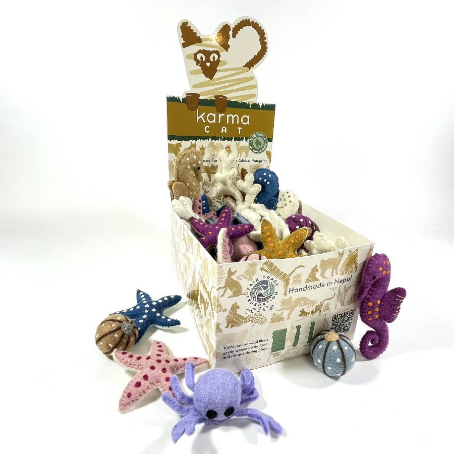 Karma Cat Inc. - Vente Jouet – chat - Jouet en laine pour animaux sur le thème de la plage - Présentoir de 60 pièces variées1