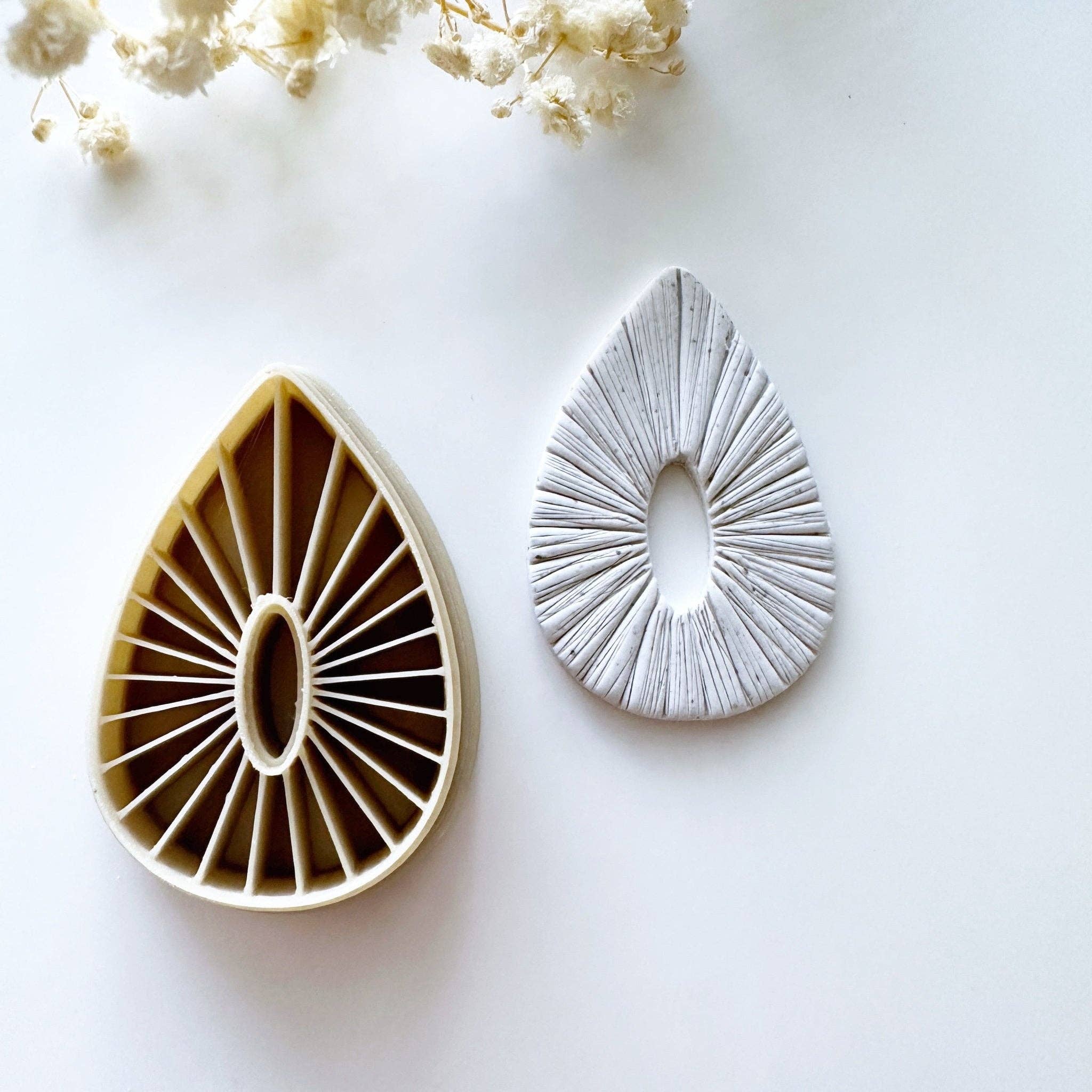 S.I. Originals - Wholesale Craft Tool - Macrame teardrop cutter1