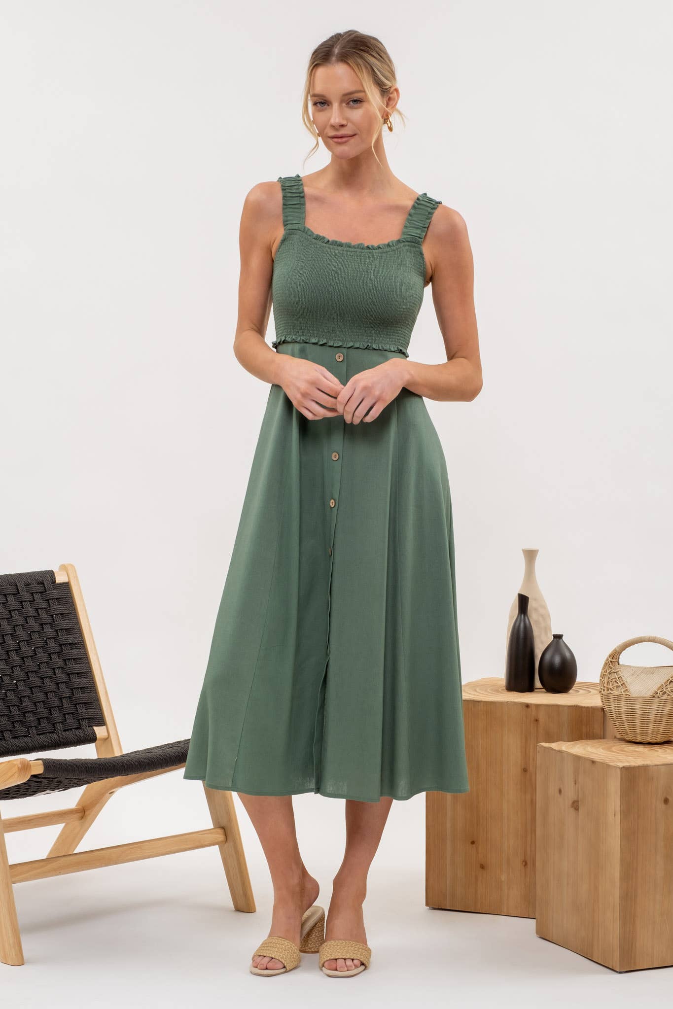 Blu Pepper - Wholesale Jurk - Dames - MIDI-JURK MET SMOCKWERK, MOUWLOOS EN KNOOPSLUITING31