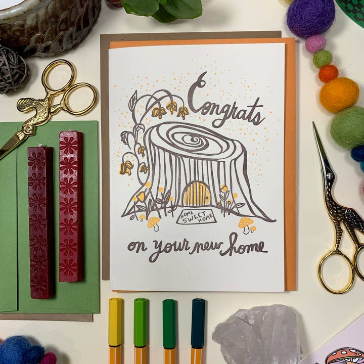 Woodland félicite sa nouvelle maison pour la vente par Wolf & Wren Press