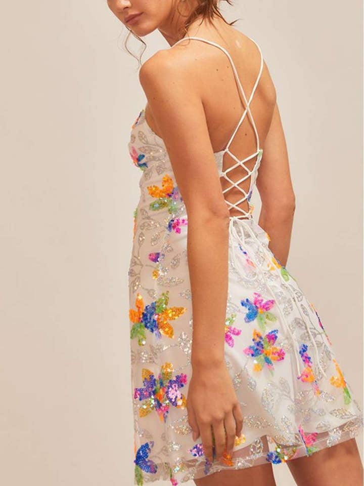 Mini-robe à sequins fleuris pour la vente par Main Strip