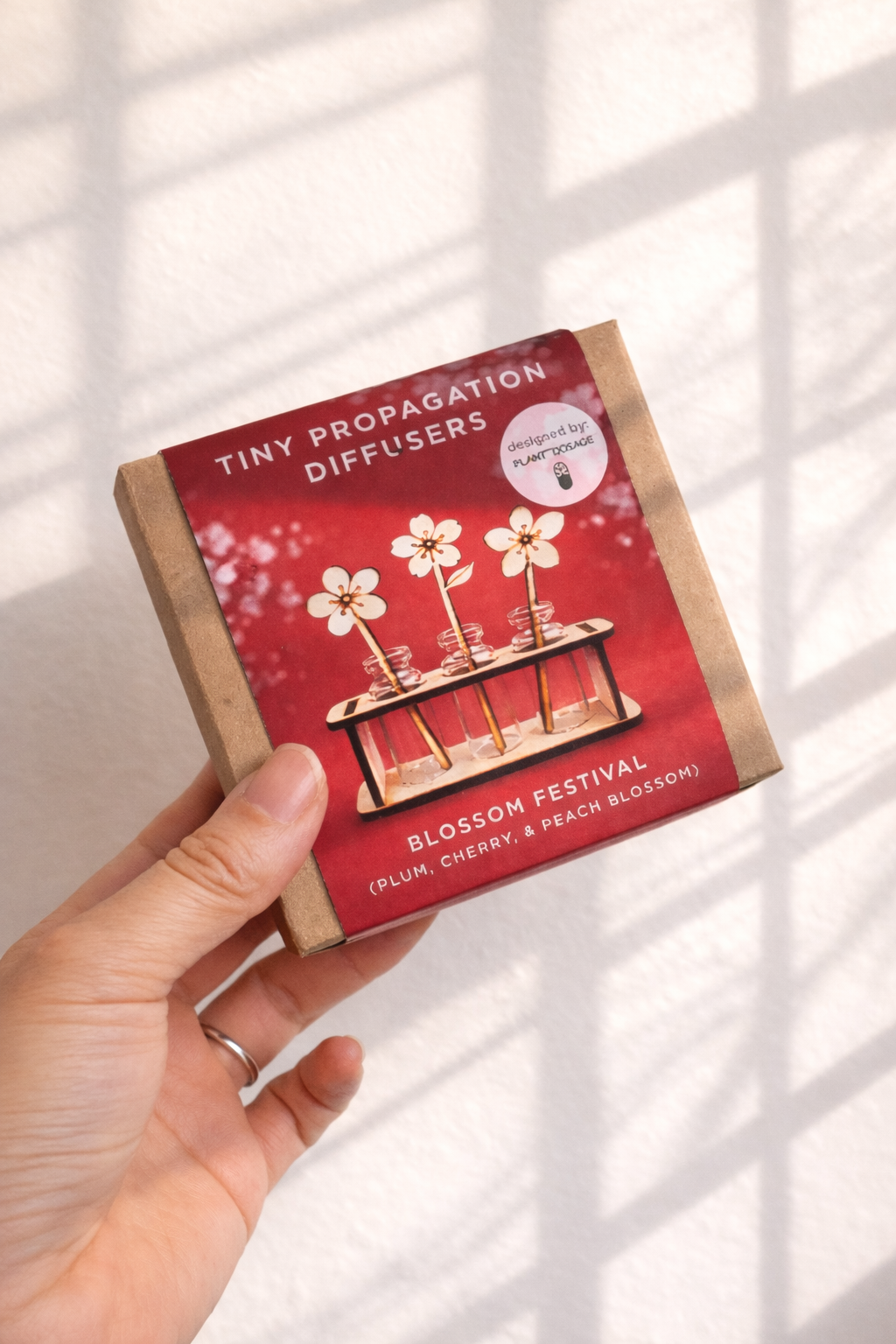 Dainty Little Tiny Things - Wholesale Electronic Diffuser - Tiny Plant Propagation Leaf Diffusers11