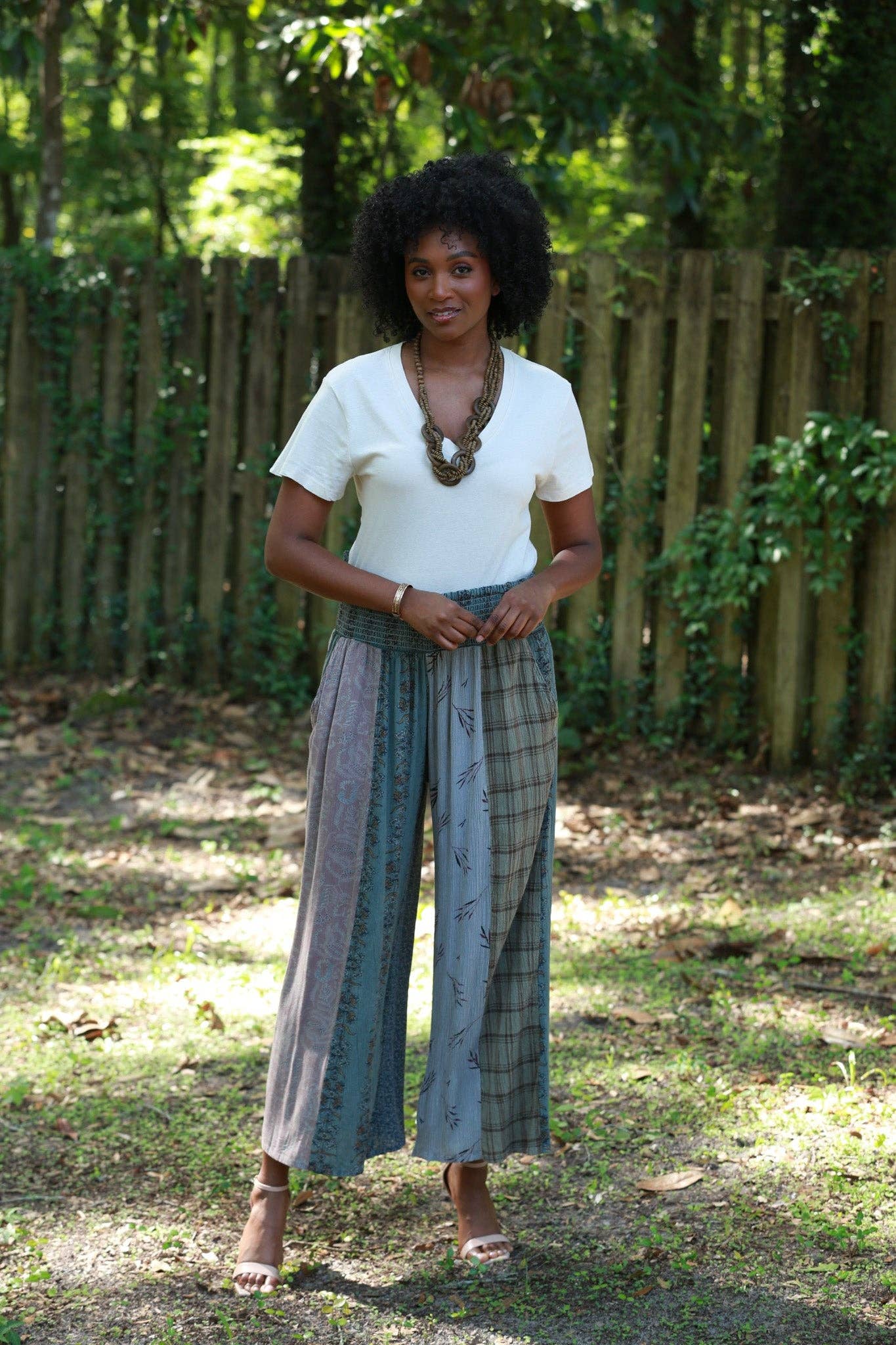 Sacred Threads - Vendita all'ingrosso Pantalone - Donna - Pantaloni Palazzo Patchwork Vintage Terrosi (Sogno Selvaggio Intrecciato)1