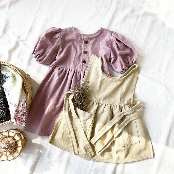 Kleine Tijntje - Wholesale Apron - Kids - Giso Linen Pinafore Apron Set1