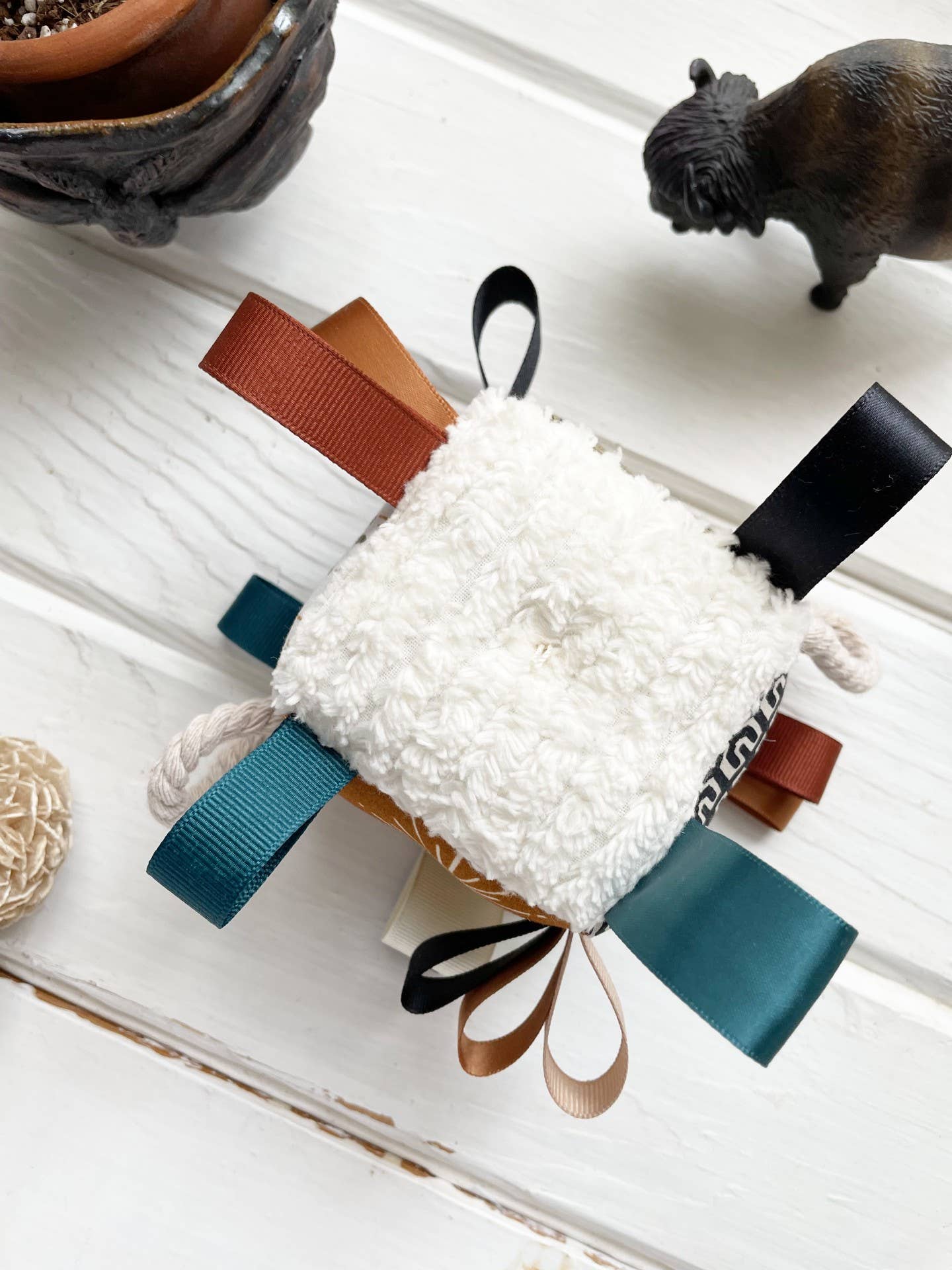 The Bird & Elephant – Engroshandel Rangle - Baby – Earth Rainbow sensoriske babyblokbåndmærker rangle5