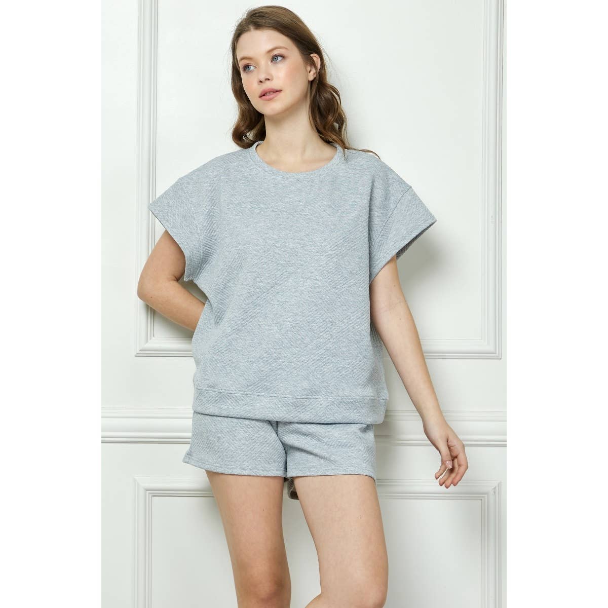 Veveret – Großhandel Strickoberteil – Damen – Gemustertes French-Terry-Kurzarmshirt9