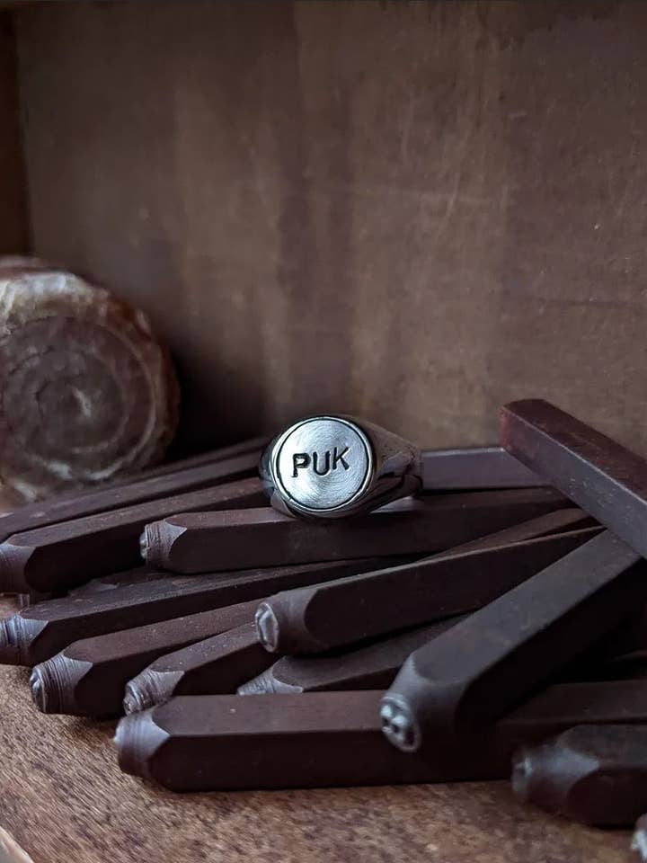 Sello para venta al por mayor de PrettyUgly