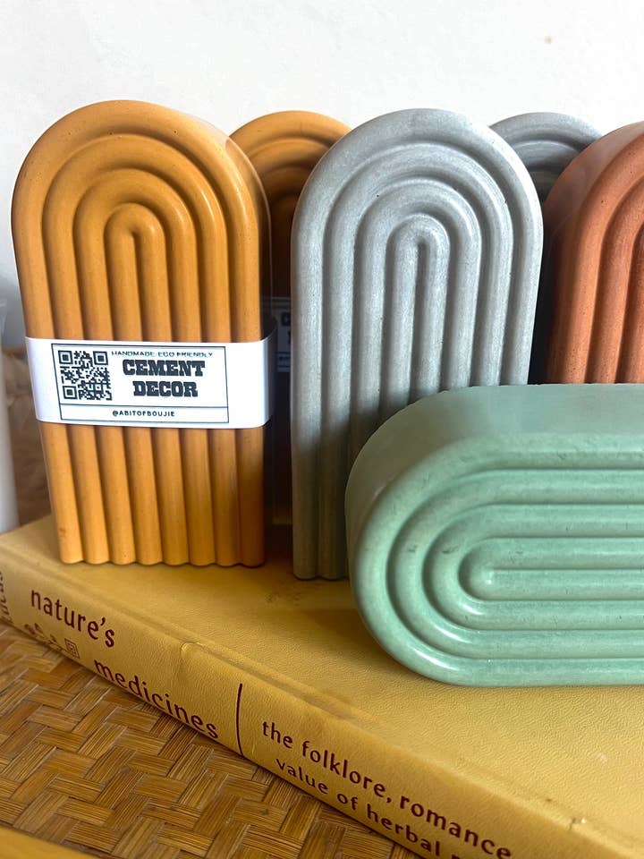 Rainbow Bookend for wholesale by A Bit Of Boujie