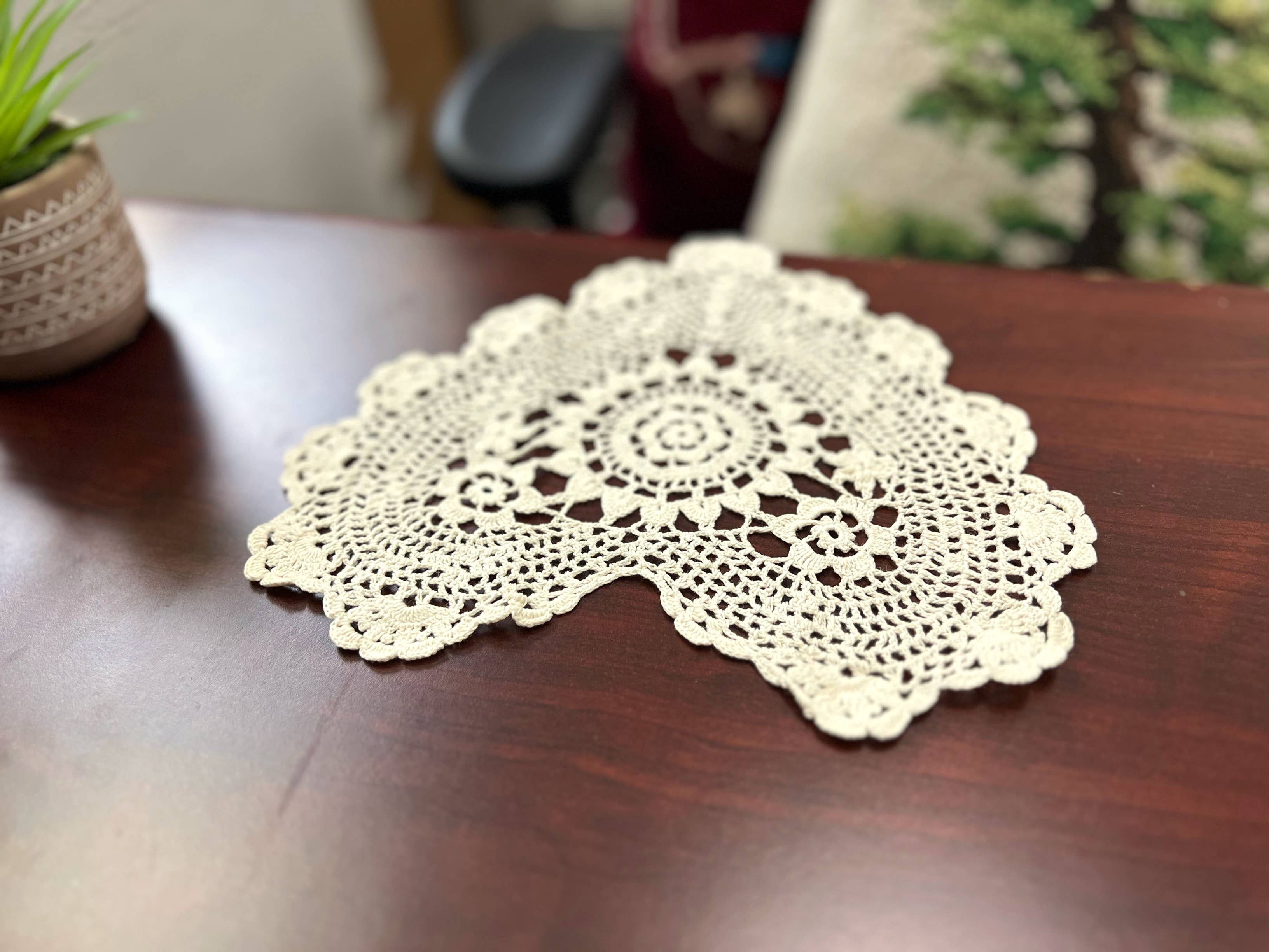 Ecru Annie's Treasures håndhæklede hjerteformede dugservietter for engroshandel på Faire7