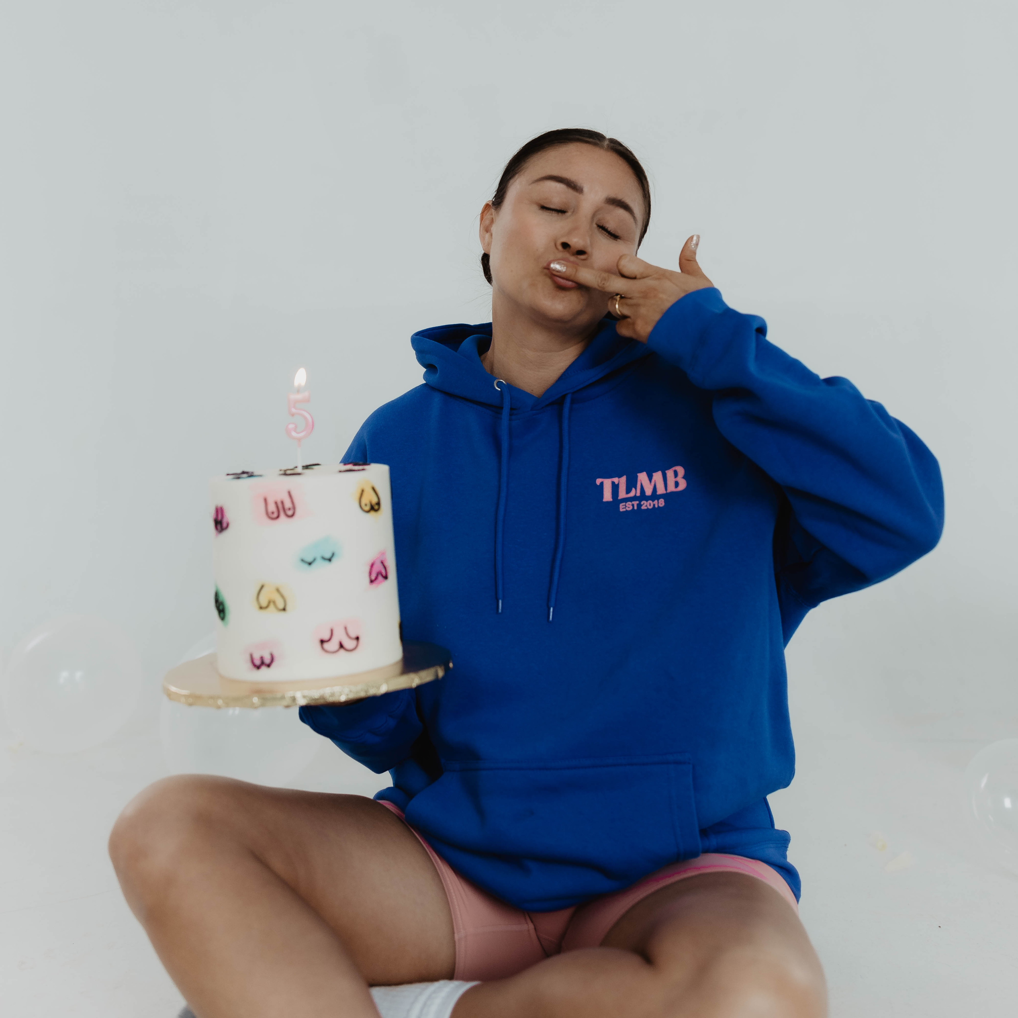 The Little Milk Bar – Hoodie – Mulher por atacado – Hoodie Edição de Aniversário1
