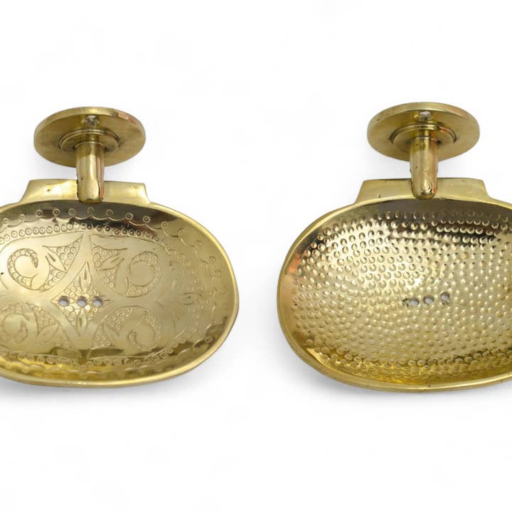Handcrafted Solid Brass Wall-Mounted Soap Holder - Elegant Bathroom Soap Dish for wholesale by Moroccantastics