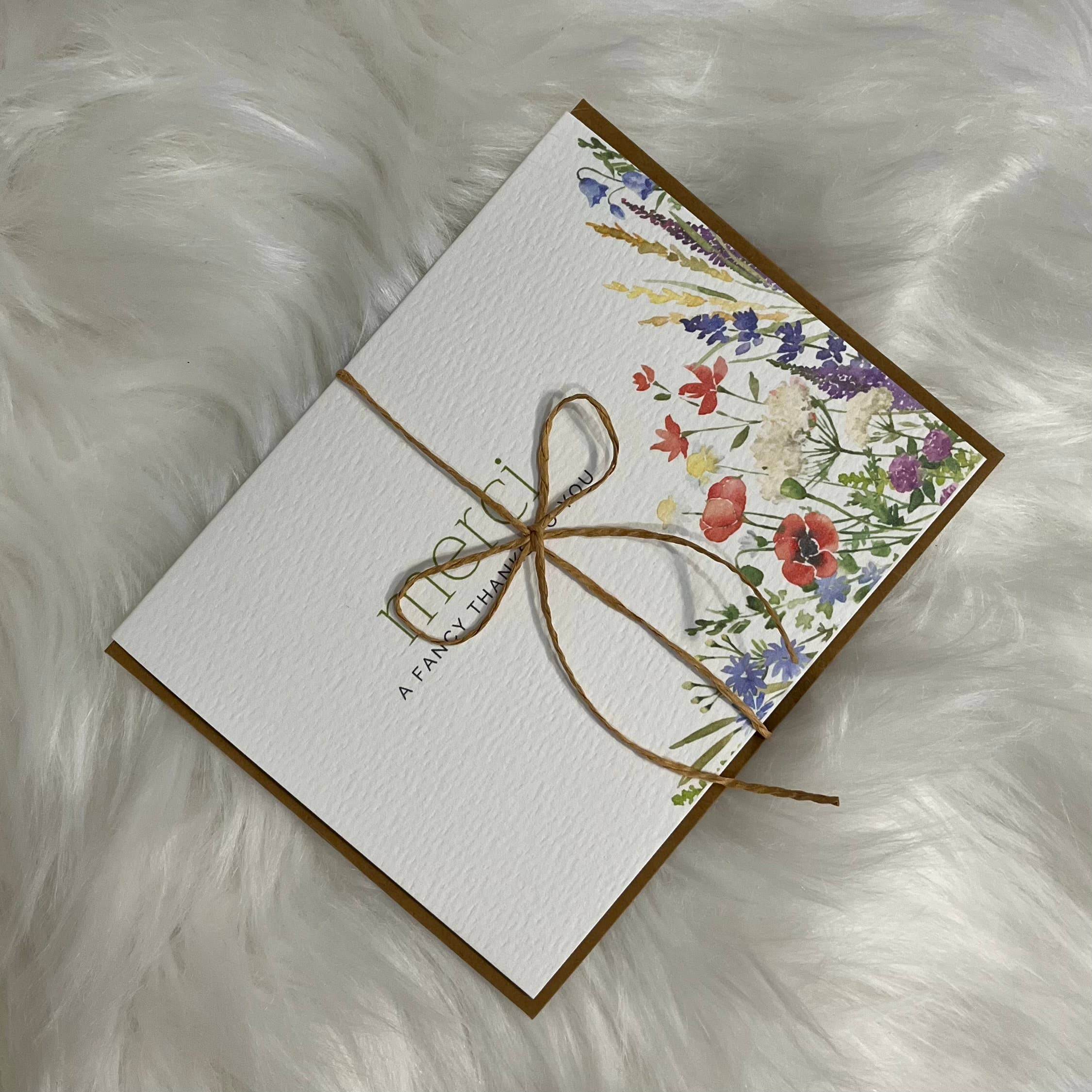 Paper Kuts - Vente Cartes de remerciements - Carte de remerciement florale « Merci » — Comprend une enveloppe Kraft4