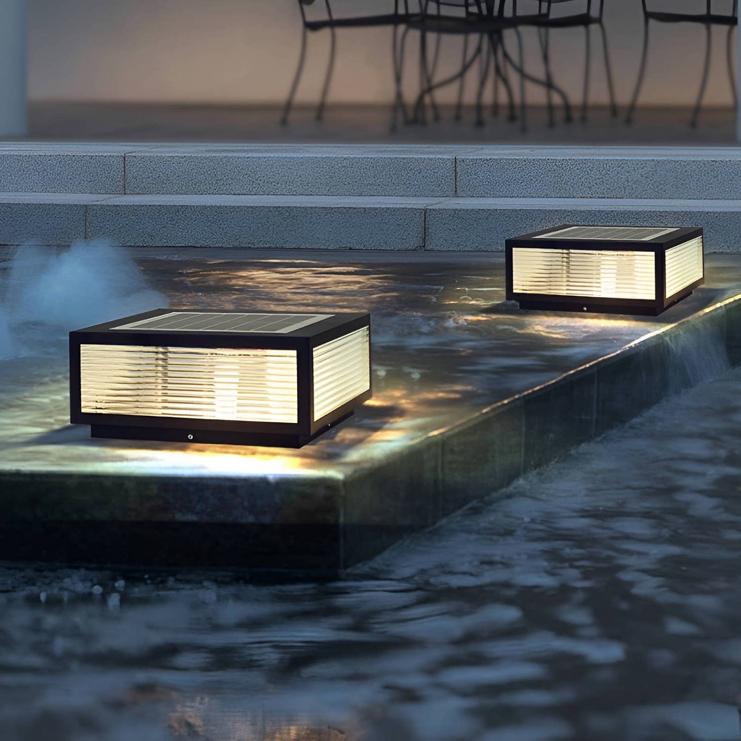 EP Design Lab - Wholesale Outdoor/Lawn Light - Outdoor Garden Solar Powered LED Light3