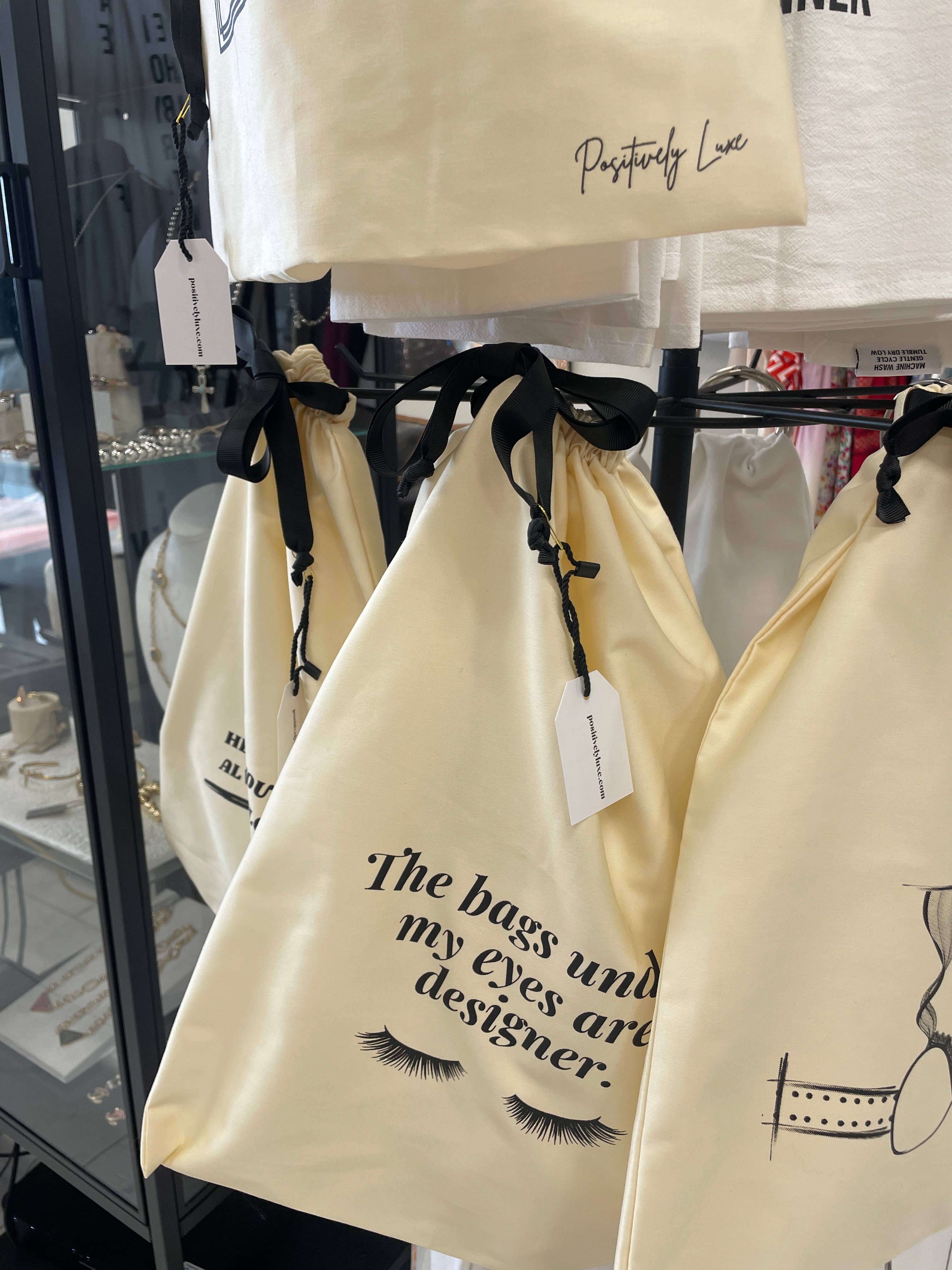 Positively Luxe – wholesale Påse med dragsko – Unisex – Må ditt hjärta och din garderob vara fulla dragsko-resväska9