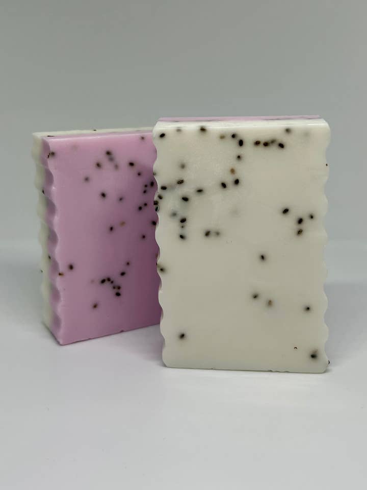 Savon à la lavande et à la vanille pour la vente par Grounded Root Scents Co