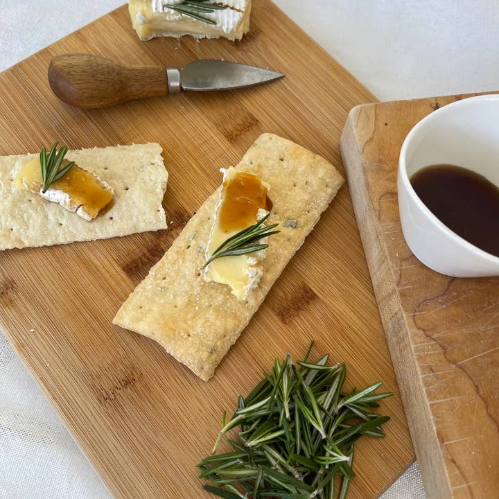 Pain plat au romarin et autres tendances Résultats pour charcuterie casher en vente B2B. Retours gratuits et paiement à 60 jours sur Faire sur Faire.