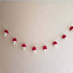 Purchase Wholesale crystal garland. Free Returns & Net 60 Terms on Faire