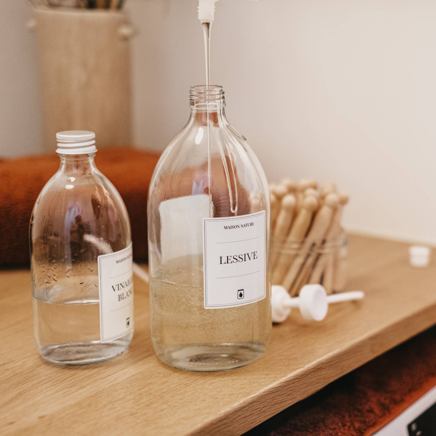 Little Pots - Wholesale Soap Dispenser - 1L refillable white glass dosing pump bottle1