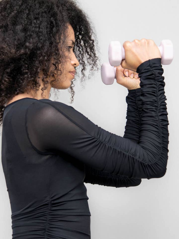 Body Wrappers – wholesale Sportöverdel – Dam – LÅNGÄRMAD ROUCHED MESH TOPP MED BATEAU URRINGNING CZJ253