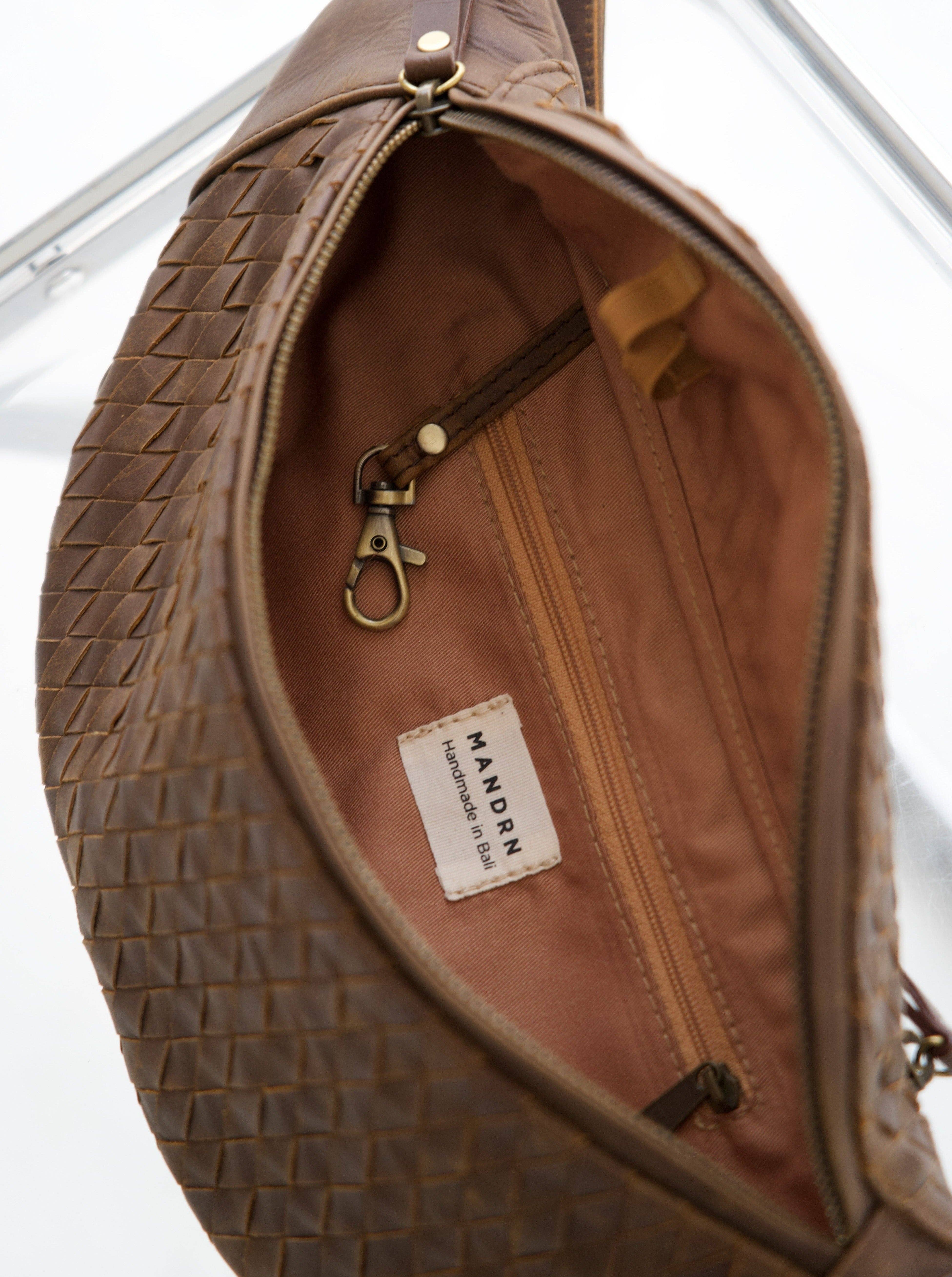 MANDRN - Wholesale Crossbody Bag - Women's - Woven Atlas - Saddle (Dark)3