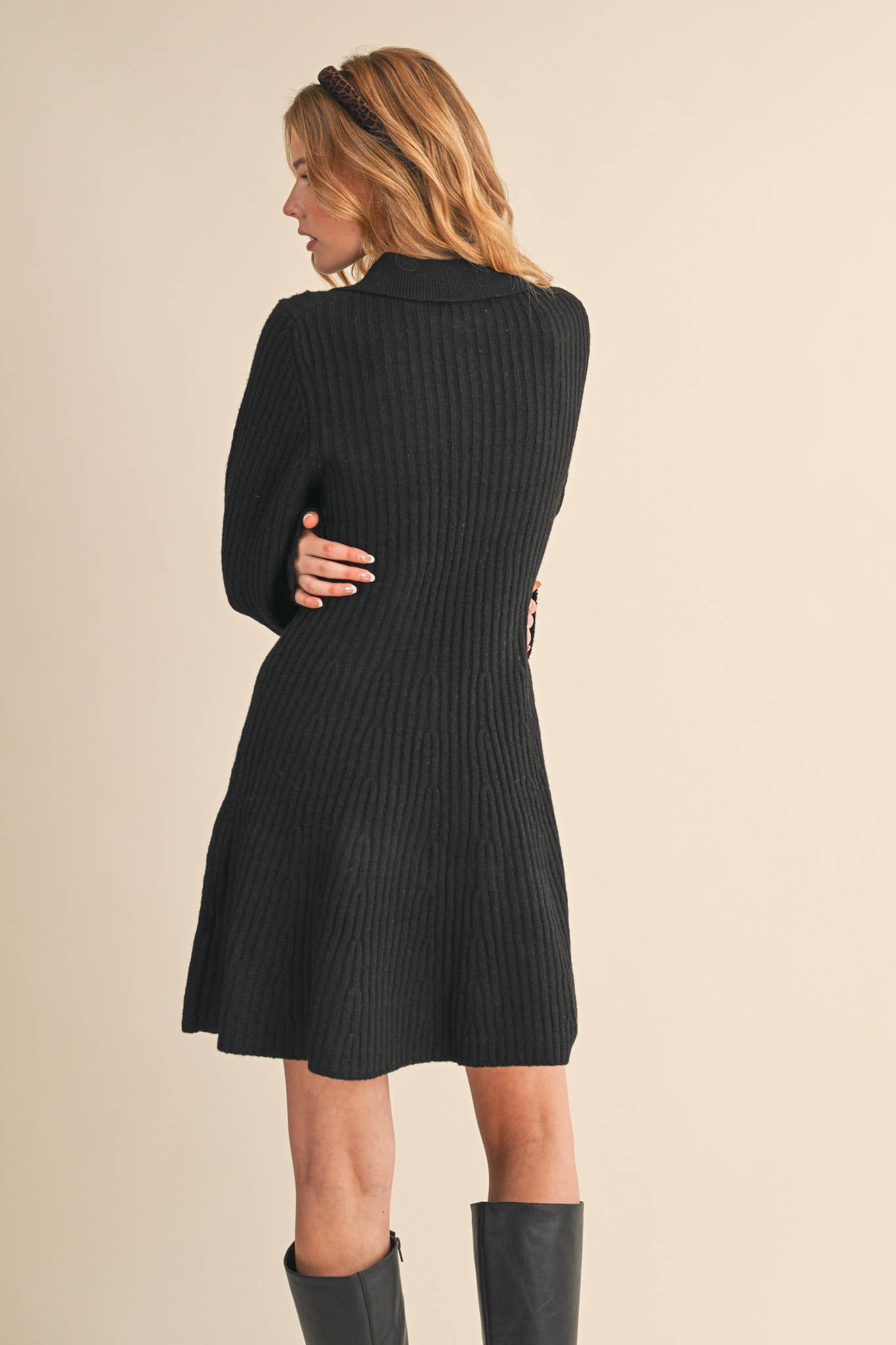 &MERCI - Wholesale Dress - Women's - RIBBED SWEATER FLARED MINI DRESS MSW109686