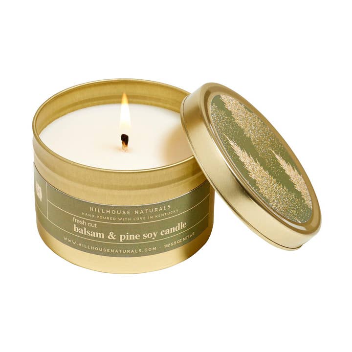 Lata de Vela de Bálsamo y Pino Fresco en Oro 5oz Ctn.6 para venta al por mayor de Hillhouse Naturals/Field+Fleur